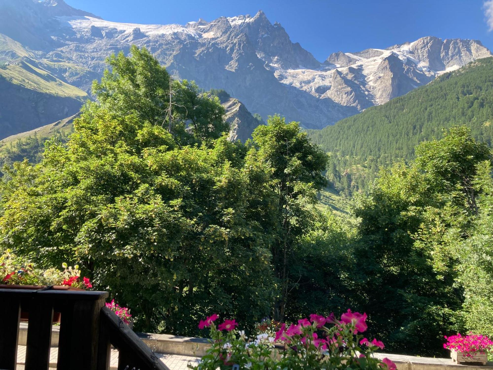 Hotel Des Alpes - Skiers & Bikers Lodge La Grave Εξωτερικό φωτογραφία